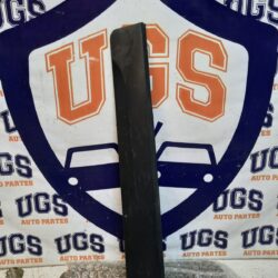 Moldura De Poste Izquierdo Ford Fiesta 2003-2008