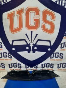 Tolva Superior Radiador Ford Fiesta 14-19 (Mínimo Detalle)