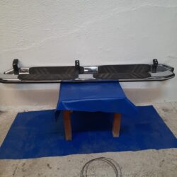 Par De Estribos Cormados (uno Sin Brazos)