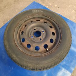 Llanta Champiro Rin "14" Acero Ford Fiesta 2003-2008 (Detalle)