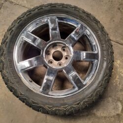 Llanta Rin 22 Cadillac Escalade (Detalle)