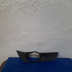 Rejilla De Faro De Niebla Aveo 09-17 Usado