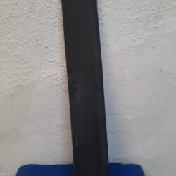 Moldura Inferior Pta. Del/derecha Trax 2013/20 Original Gm.