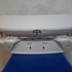 Tapa Cajuela Corolla 2020 - 2022 (Detallitos)