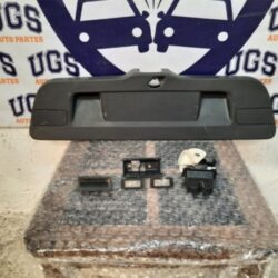 Chapa Y Actuador Luz Placa Cajuela Jetta Bicentenario 2012