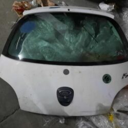 Tapa Cajuela Ford Ka 1998 2001 Completa