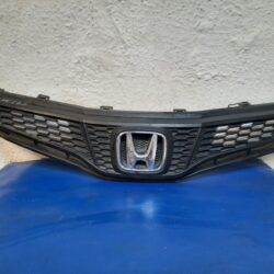 Parrilla Honda Fit 2013 - 2014