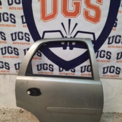 Puerta Trasera Derecha Corsa 02-08