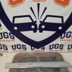 Moldura De Puerta Trasera Derecha Mercedes Gl 2013 2019