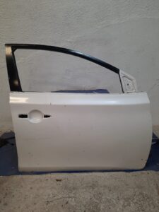 Puerta Delantera Derecha Sentra 2013 – 2018