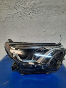 Faro Derecho Toyota Rav4 2016 2018
