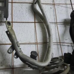 Bisagras De Cajuela Chevrolet Corsa 2003 2008