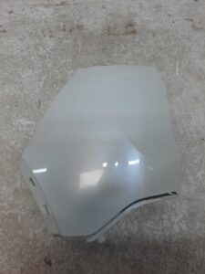Alerón facia trasera izq Peugeot 3008 2018 2019