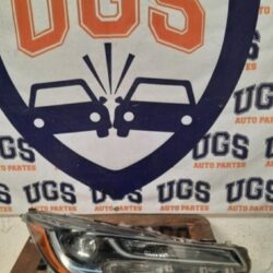 Faro Derecho Toyota Corolla 2020 - 2022 Detalle En Patas