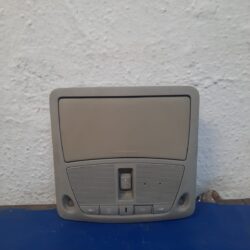 Consola Superior Luces Botón quema cocos Nissan Sentra 2016