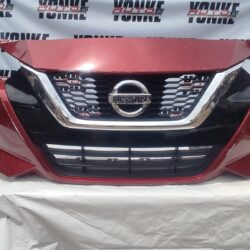 Versa 2021 facia delantera