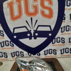 Faro Derecho Toyota Yaris 2006 - 2015detalles