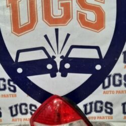 Calavera Izquierda Tiida 2007 - 20018 (suciedad Por Dentro)