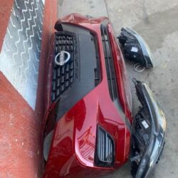 Facia delantera march 2021