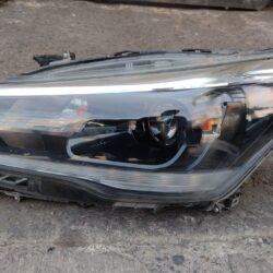 Faro izquierdo Suzuki ciaz 2021/2023