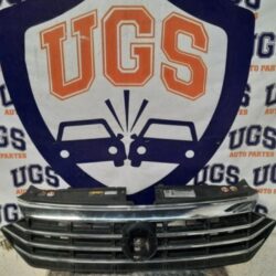 Parrilla Volkswagen Jetta Mk7 2019 - 2021(detalle)