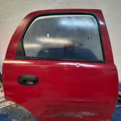 Puerta Trasera Derecha Chevrolet Corsa 02 08 detalle