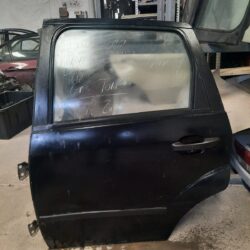 Puerta Trasera Izquierda Ford Fiesta Hatch Back 2003-2010