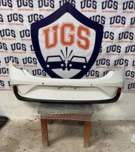 Facia Trasera Hyundai I10 2021 2022 Completa Original