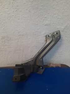 Soporte Guardabarro Derecho Audi Q5 Original 8r0 821 136