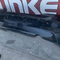 FACIA TRASERA VERSA 2014-2018 CON HOYOS PARA SENSORES