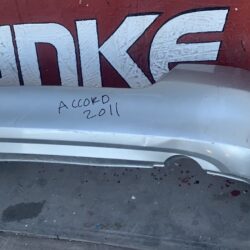 FACIA TRASERA HONDA ACCORD 2008-2011 (DETALLES)