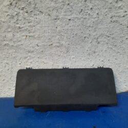 Tapa De Fusibles Volkswagen Vento 2014-2020