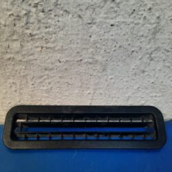 Rejilla Inferior De Ventilación Vw Vento 2016 2020