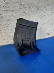 Ducto De Traspaso De Aire Izq Vw Vento 2016-2020