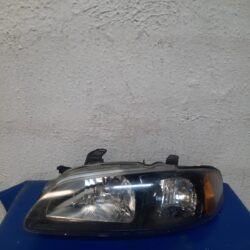 Faro Nissan Sentra 2001 - 2003