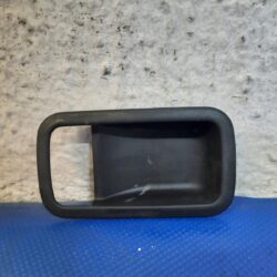 Moldura Interior De Manija Pta Trasera Izquierda Tsuru 04