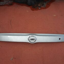 Moldura De Cajuela Original Para Nissan Versa 2012-2018