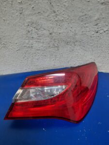 Calavera Derecha Chrysler 200 2011-2014