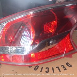 calavera rh altima 2015 detalles en esquinas tw