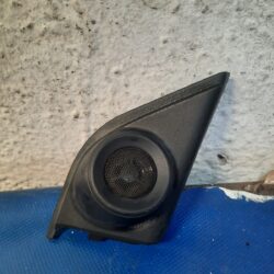 Moldura Interior Bocina Derecha Honda Crv 2018