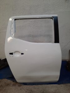 Puerta Frontier Np300 2017 2018 2019 2020 2021