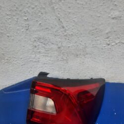 Calavera Derecha Mg5 2021 - 2023 (Manchada por dentro)