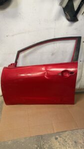Puerta delantera izquierda KIA FORTE ROJA 2017-2018