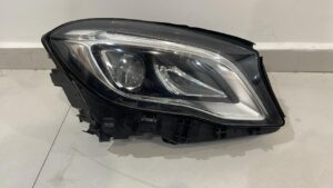 FARO DERECHO MERCEDES GLA 2017 2018 2019 LEVE DETALLE