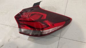 CALAVERA IZQUIERDA CHEVROLET TRACKER 2021 2022 2023 - Imagen 2