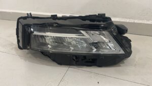 Faro derecho nissan xtrail 2024 2025