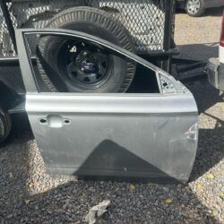 PUERTA DELANTERA RH Aveo ng 2020 LAMINA DETALLES