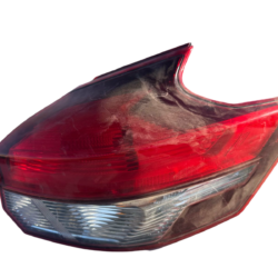 CALAVERA DERECHA NISSAN KICKS 2017-2020