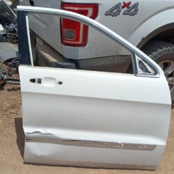 PUERTA DELANTERA DERECHA CHEROKEE 2013