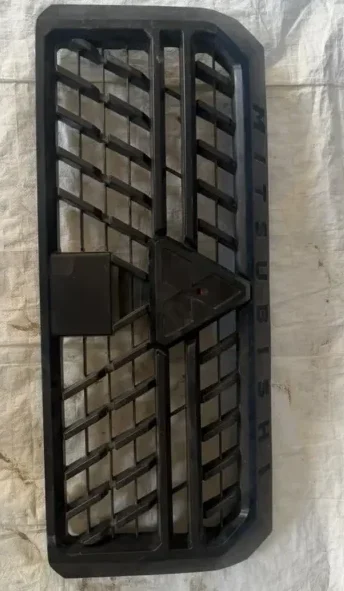 Parrilla Mitsubishi L200 Glx 2025-2026 Negro Mate